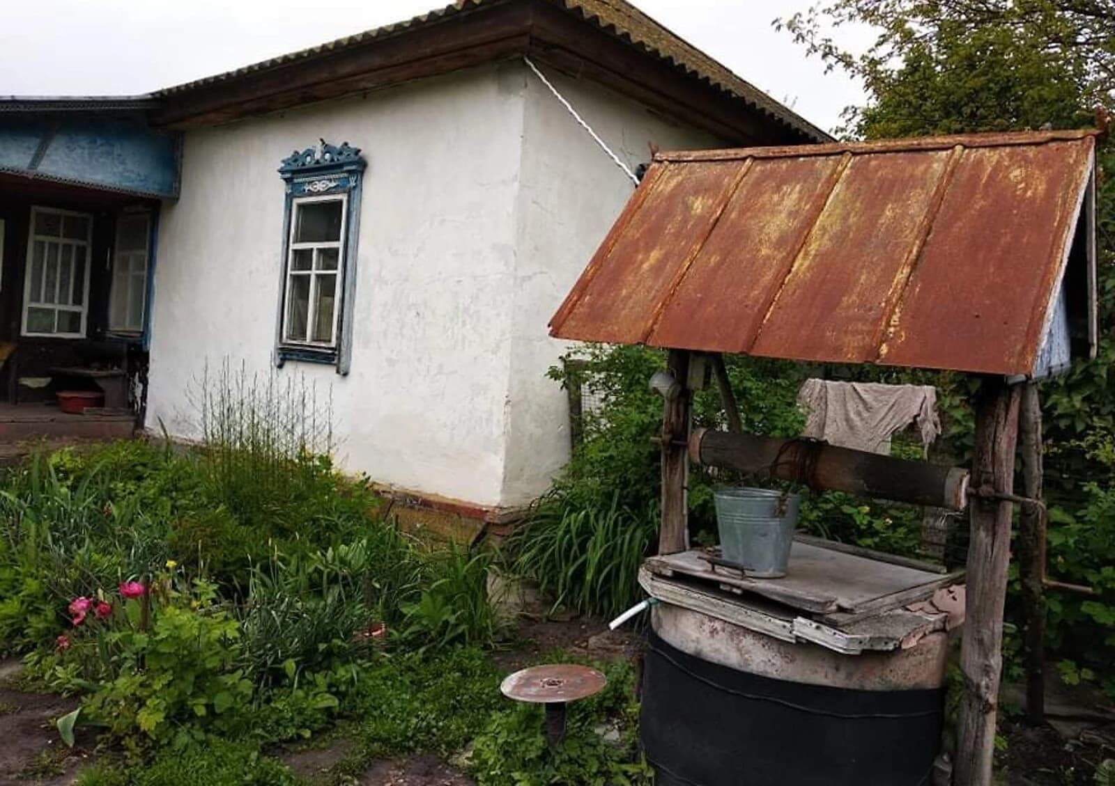Будинок, Курінь: 18.46 сотки, газ та електрика, сад - фото 2
