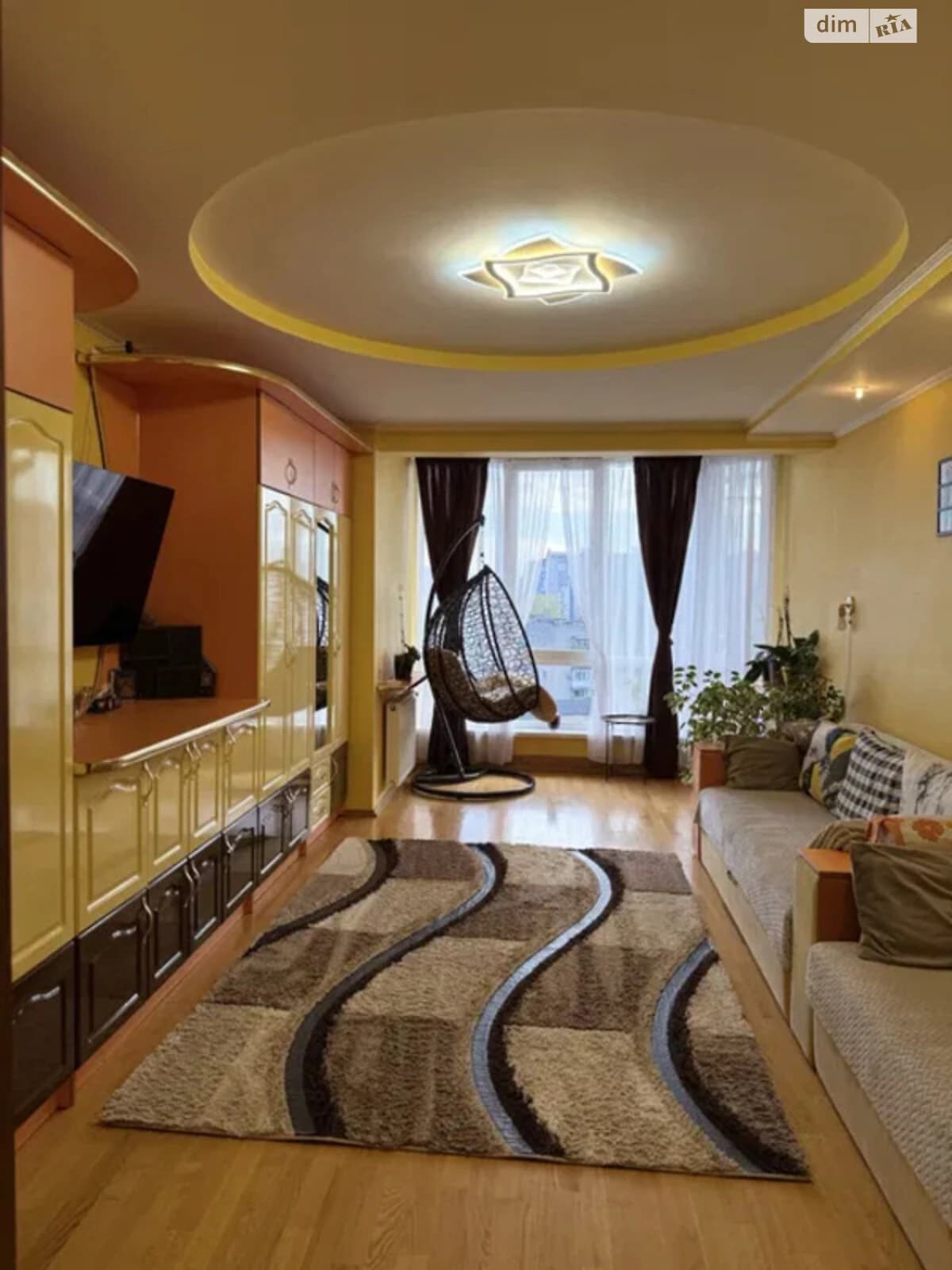 3-кімнатна квартира, Центр: євроремонт, газове опалення - фото 4
