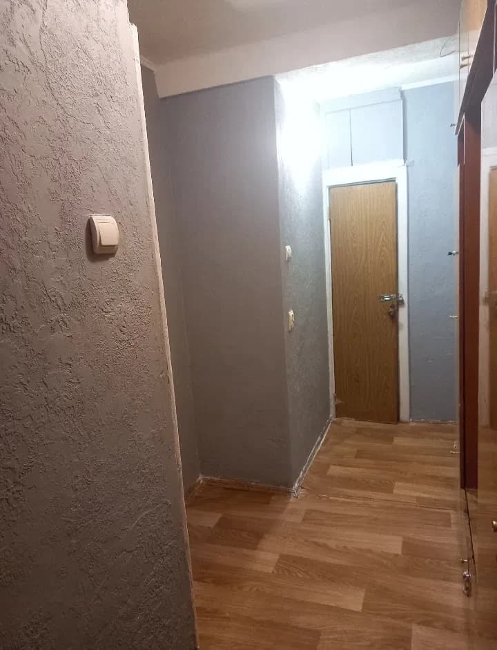 1-кімнатна квартира, Дніпровський: вид на ліс, метро Чернігівська 5 хв - фото 4