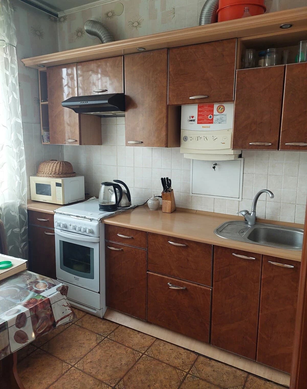 3-кімнатна квартира, Саксаганський: сталінка, косметичний ремонт, кондиціонер - фото 1