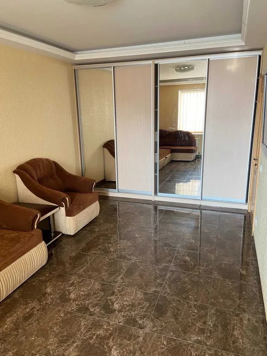 1-кімнатна квартира, Дарницький: генератор, сонячна сторона - фото 3