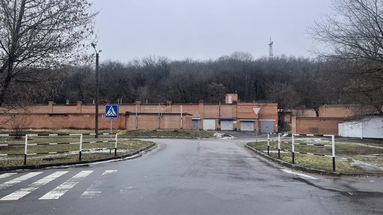 Гараж, Полтава: навпроти Щастя, 200 м від Маркет-Опту, під 1 авто - фото 3