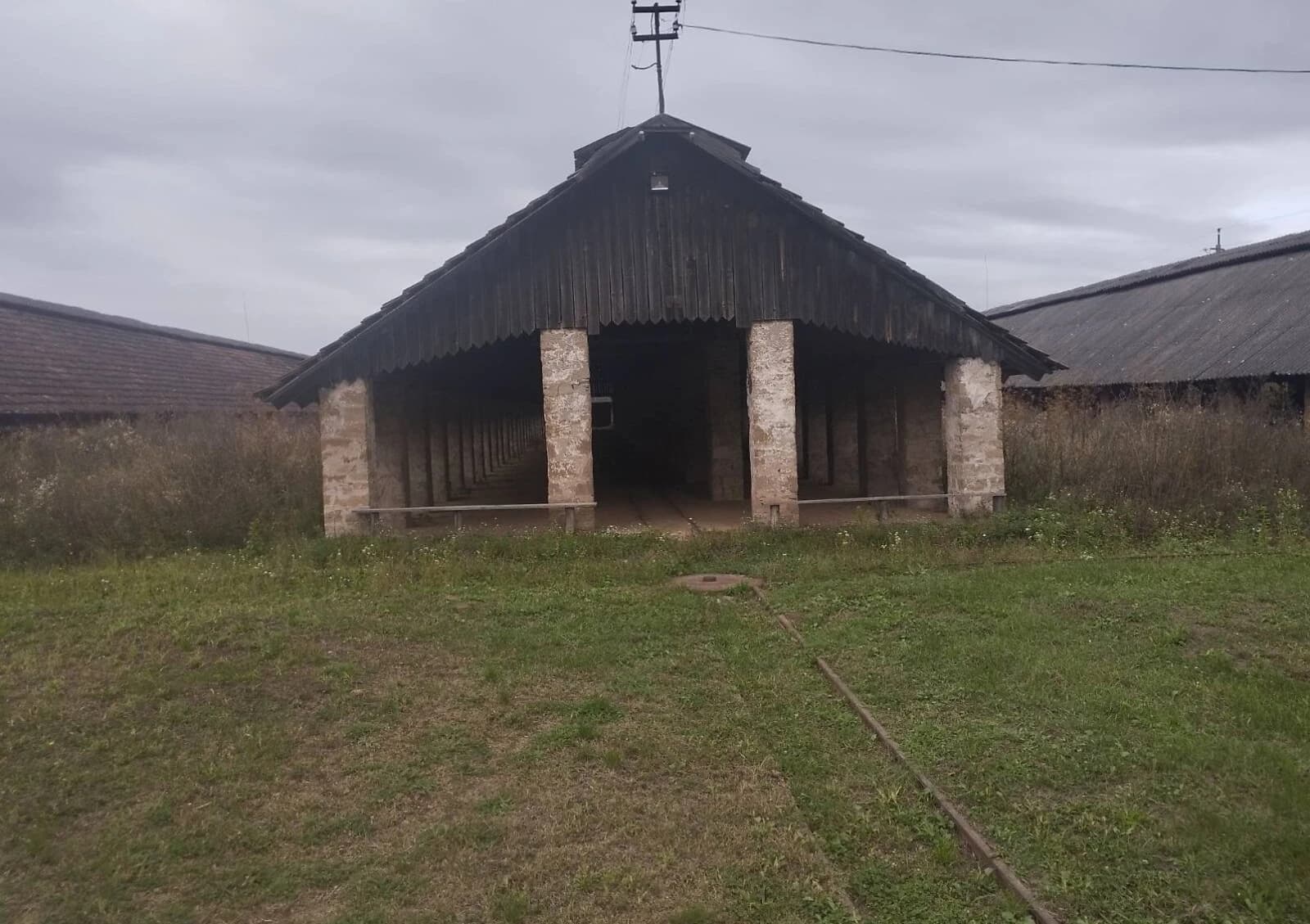 Виробниче приміщення, Хотин: ділянка 3.8 гектара, з гаражем - фото 3
