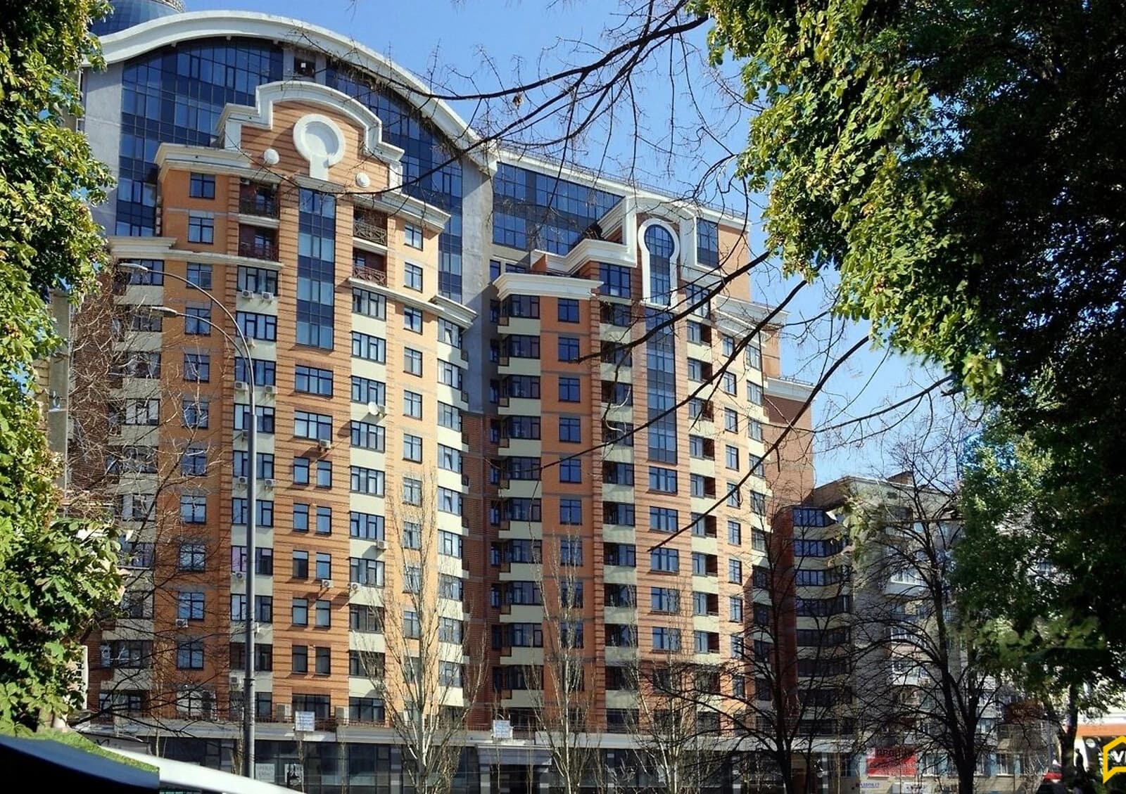 Офіс, Печерськ: дизайнерський ремонт, тераса, укриття в будинку - фото 3