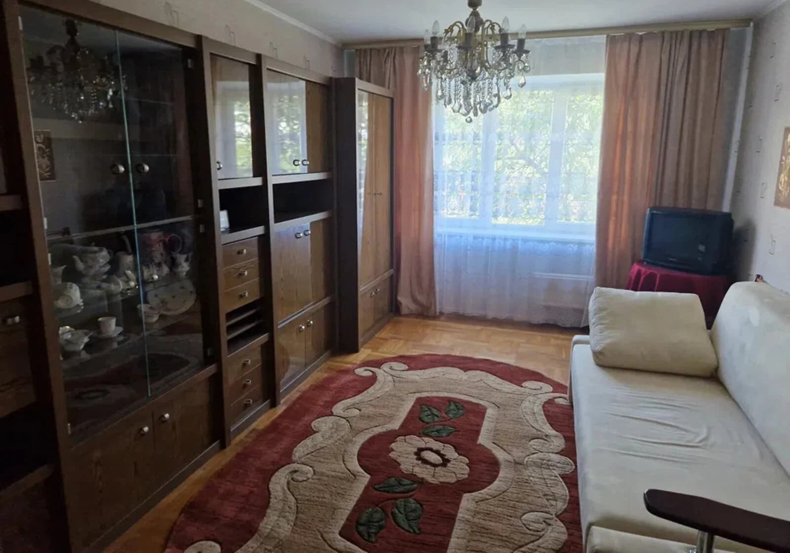 3-кімнатна квартира, Позняки: вода й опалення без світла, роздільний санвузол - фото 2