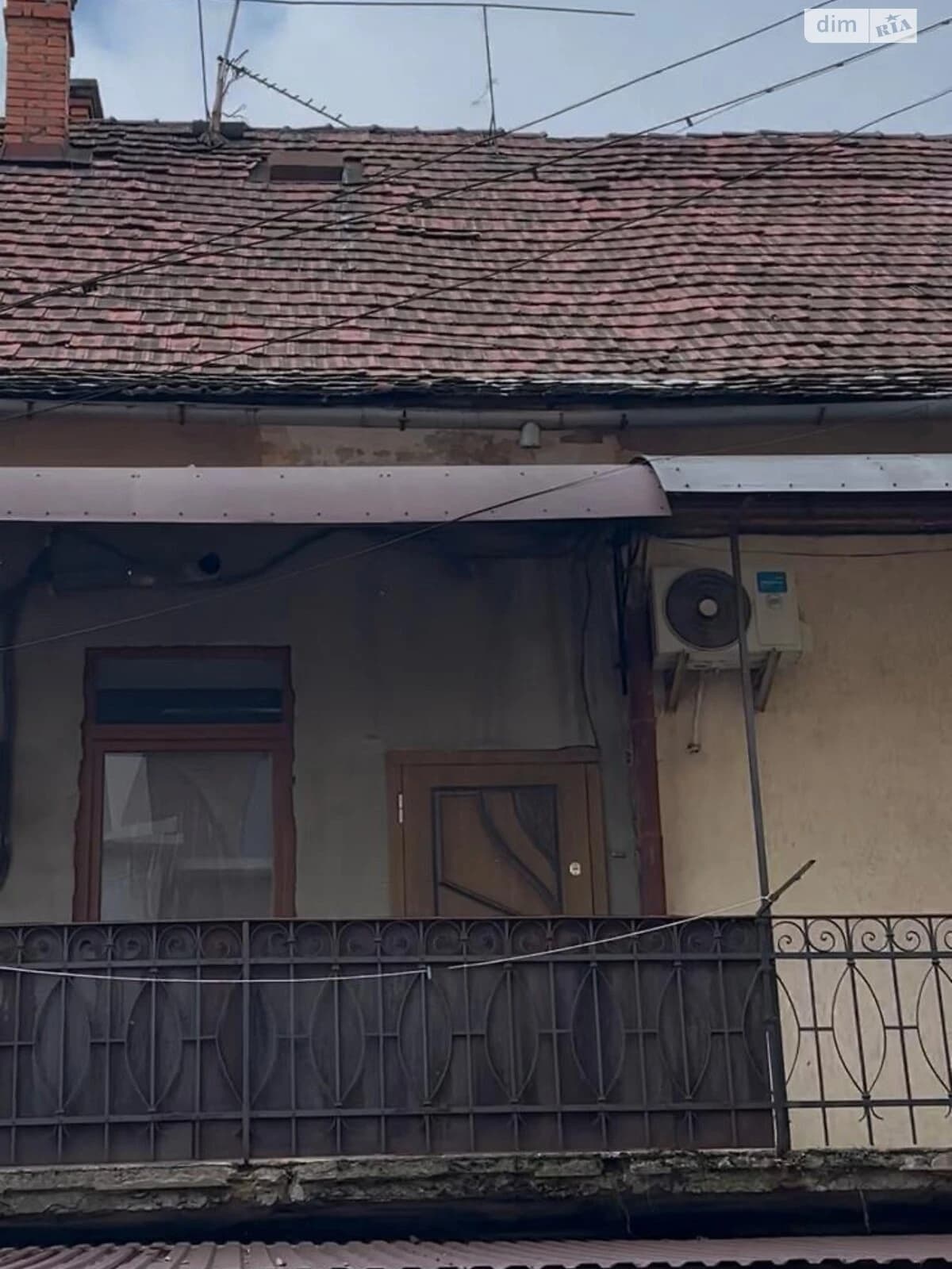 1-кімнатна квартира, Центр: потребує ремонту, цегляні стіни - фото 2