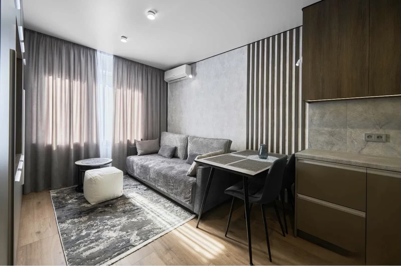 2-кімнатна квартира у ЖК Loft Smart: авторський ремонт, кухня-студія - фото 4