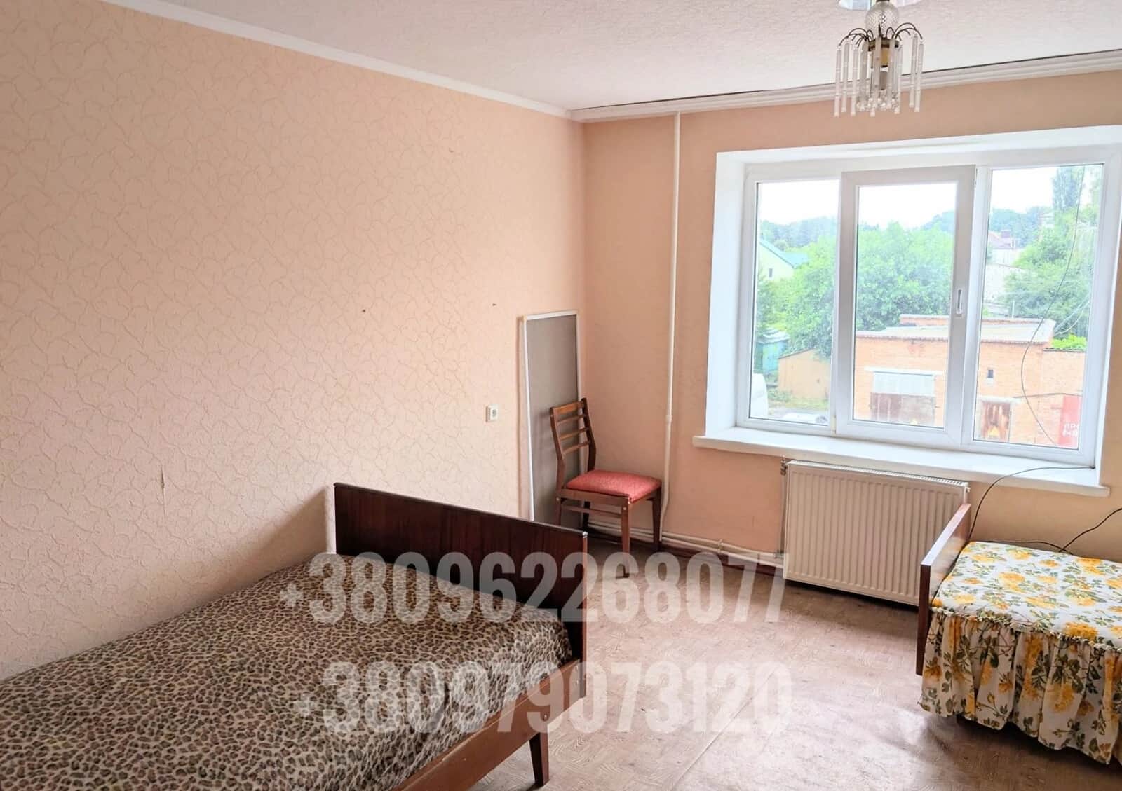 2-кімнатна квартира, Хмільник: торг можливий, цегляні стіни - фото 2