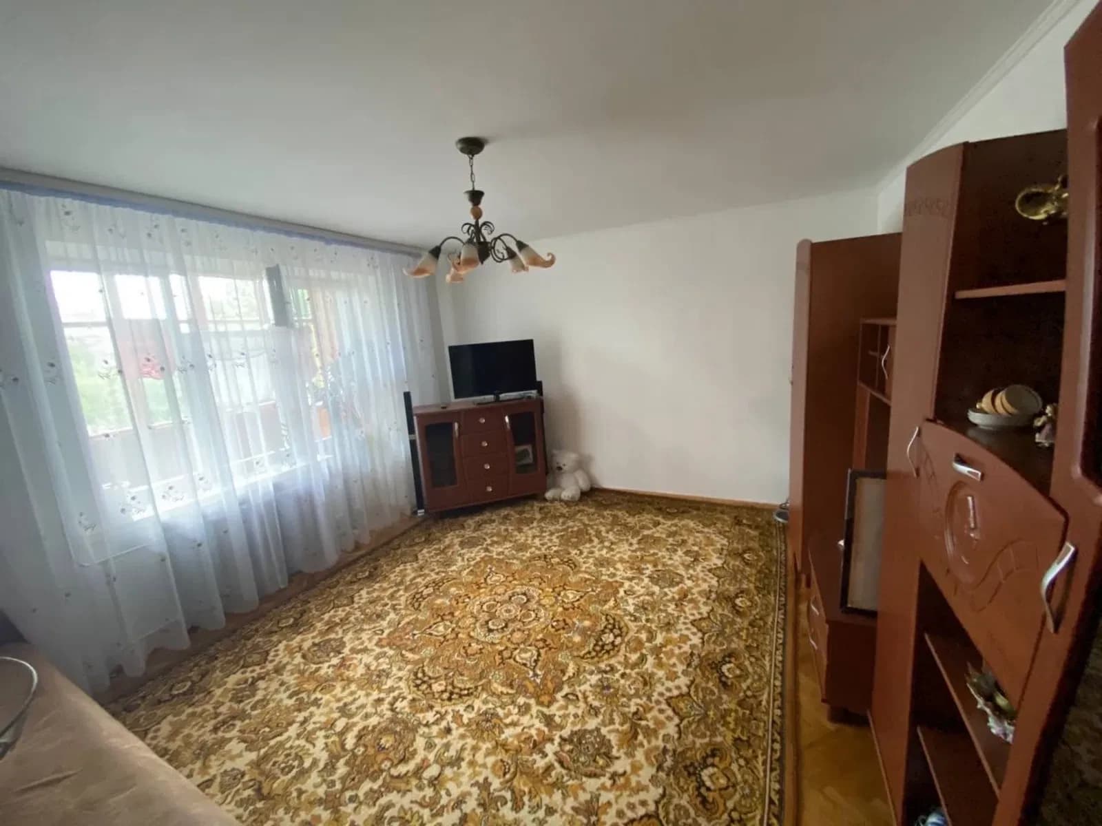 3-кімнатна квартира, Липини: світло не вимикають, два балкони - фото 4