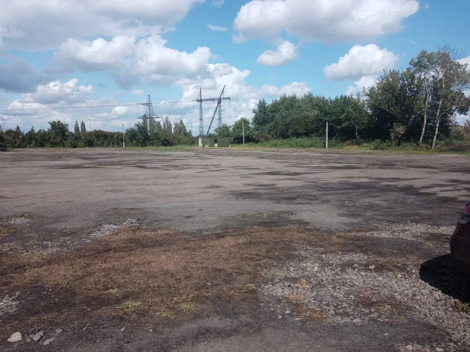 Ділянка 2 000 соток, Луцьк: стоянка фур, щебінь, спецтехніка - фото 1