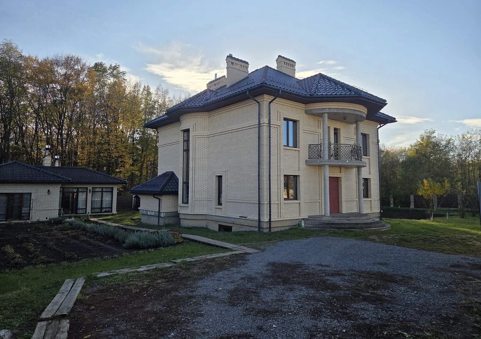 Будинок, Виставка: 7 спалень, тераса, не використовувався - фото 3