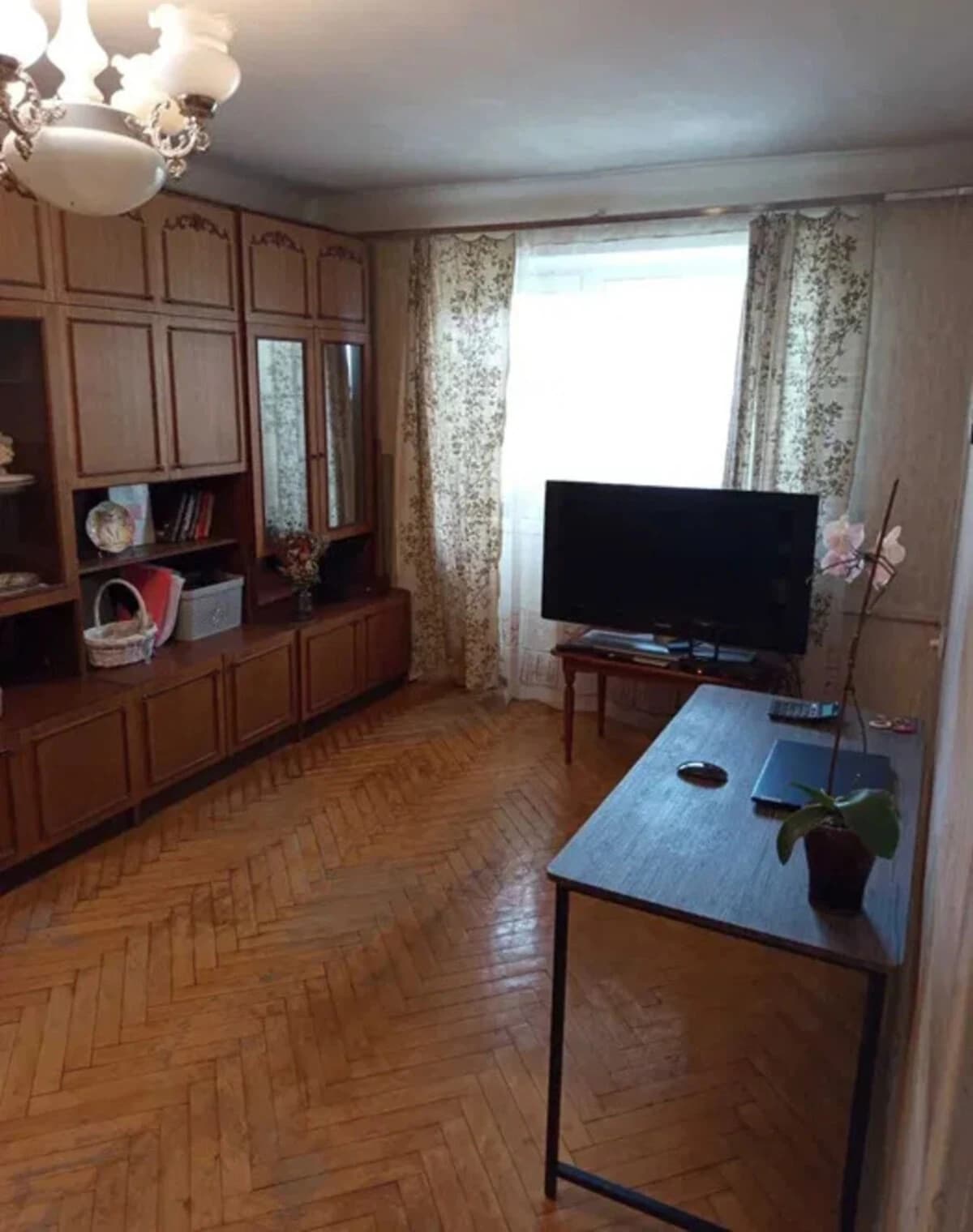 1-кімнатна квартира, Київ: балкон, внутрішній двір - фото 4