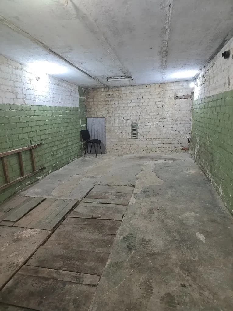 Гараж біля ЖК Лісовий: нова покрівля, підвал і яма - фото 4