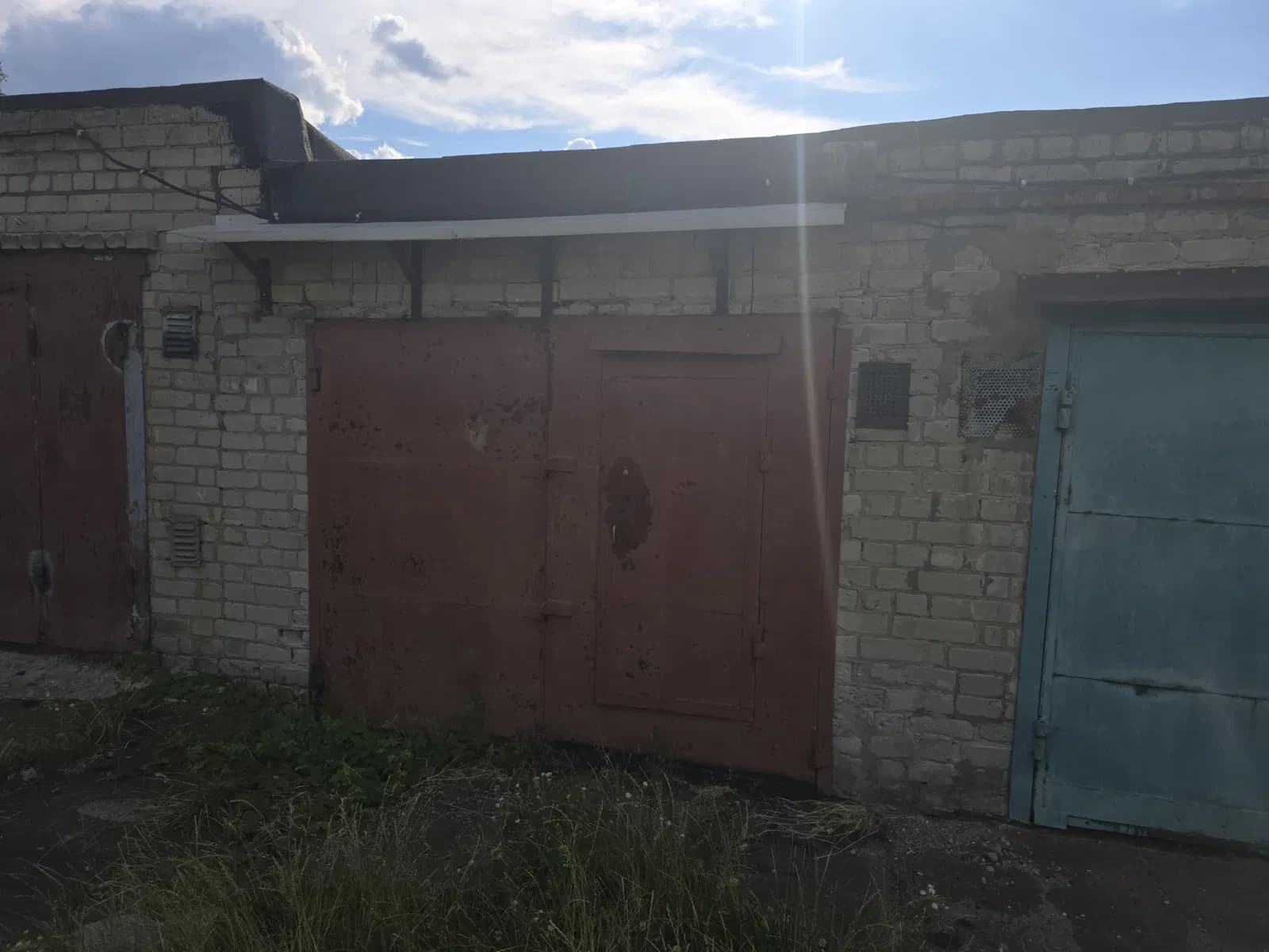 Гараж біля ЖК Лісовий: нова покрівля, підвал і яма - фото 2