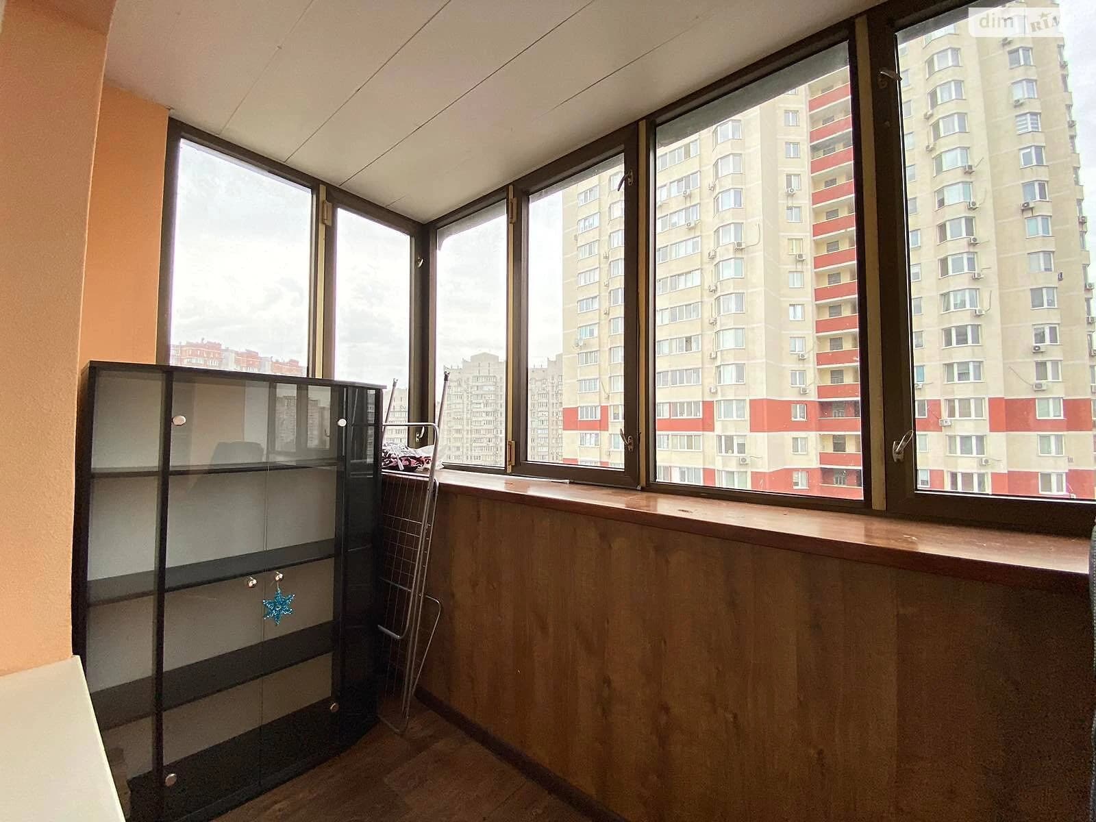 1-кімнатна квартира, Позняки: євроремонт, метро Позняки - фото 2
