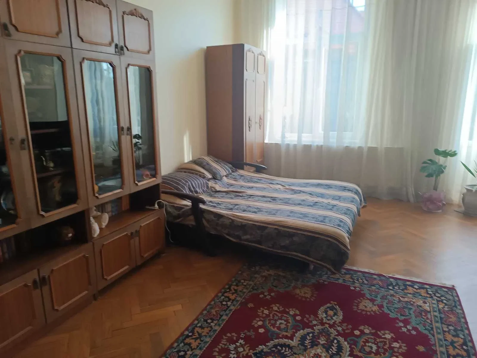 1-кімнатна квартира, Галицький: балкон, газовий котел - фото 3
