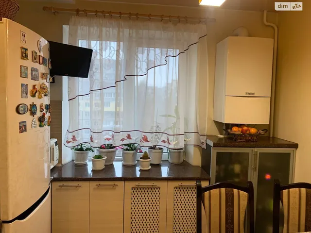 3-кімнатна квартира, Амур-Нижньодніпровський: євроремонт, газове опалення - фото 3
