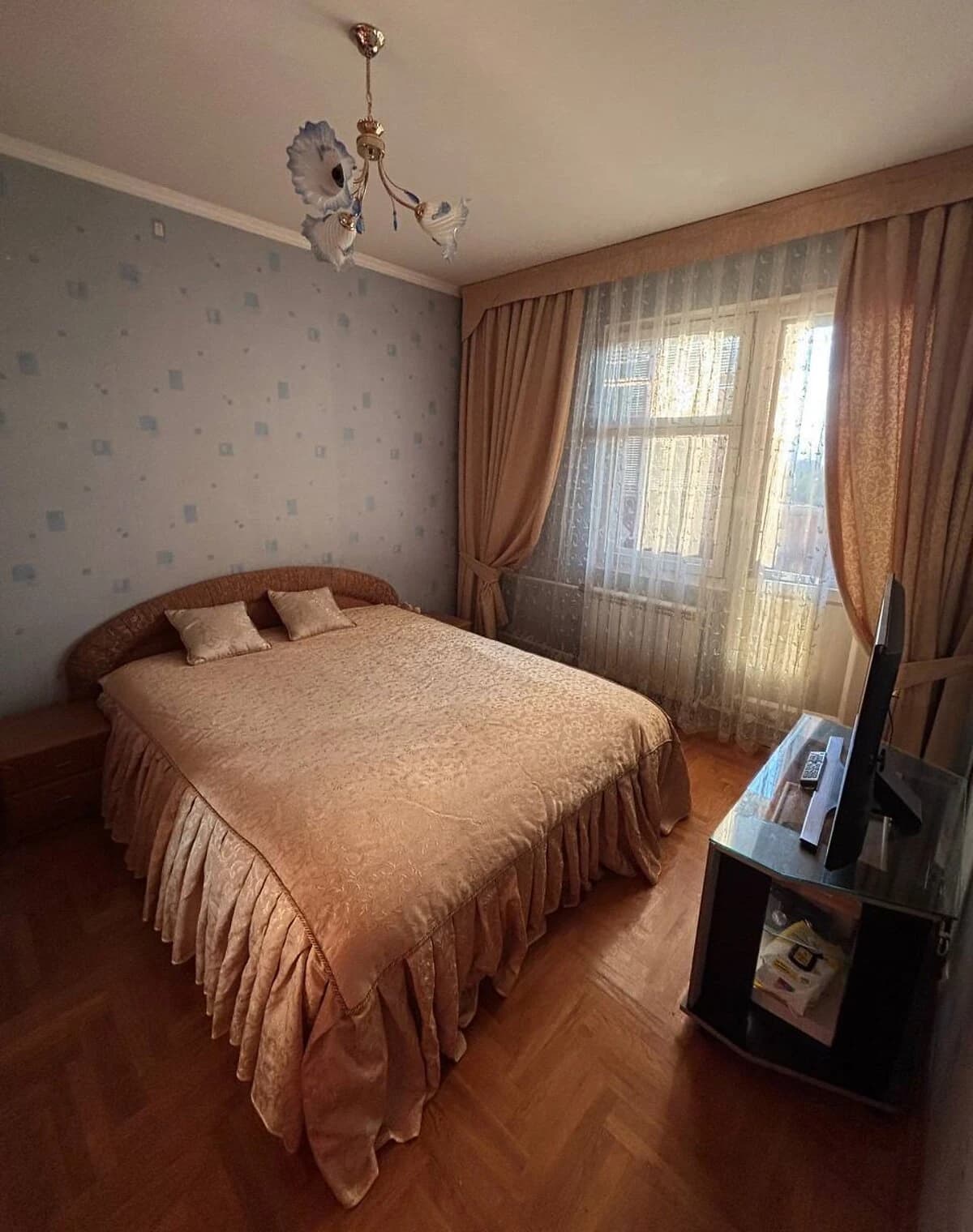 3-кімнатна квартира, Теремки-1: можлива переуступка, метро Теремки - фото 1
