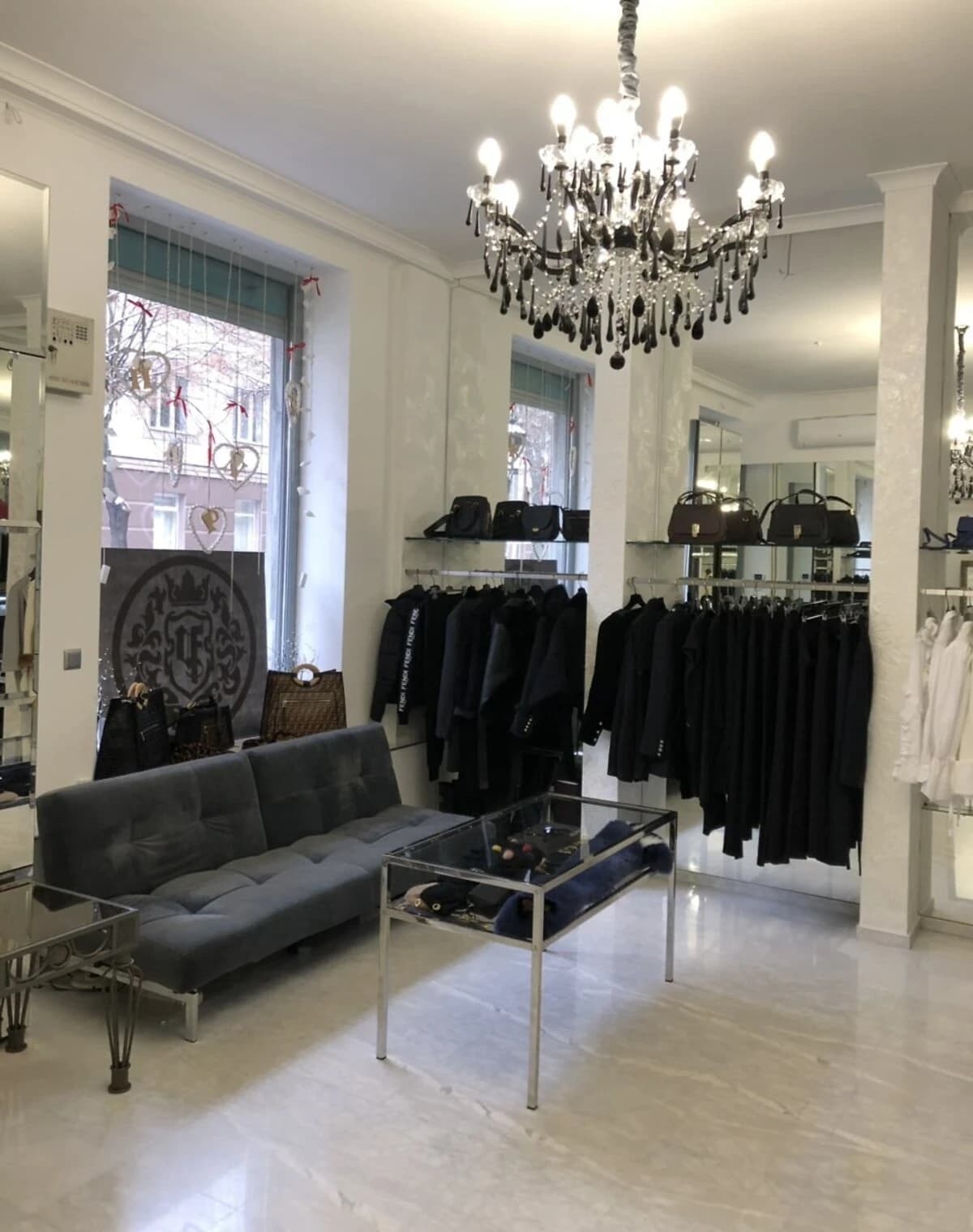Комерційне приміщення, Центр: дизайнерський ремонт, під магазин - фото 1