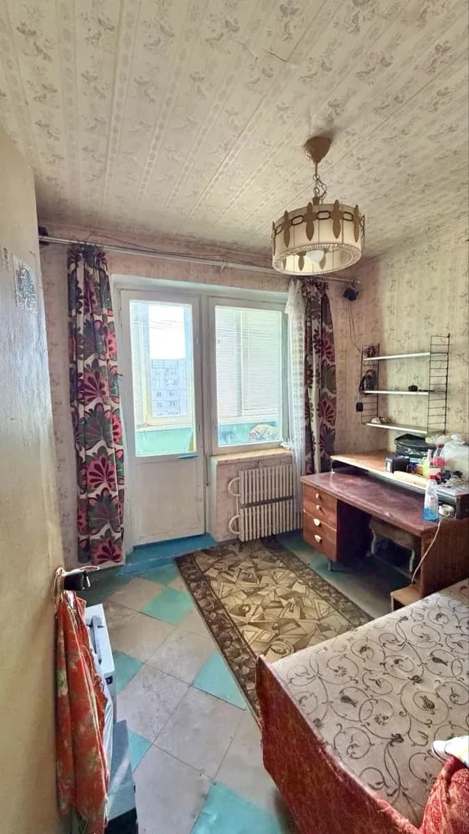 3-кімнатна квартира, Кам’янське: кладова, засклені лоджії - фото 4