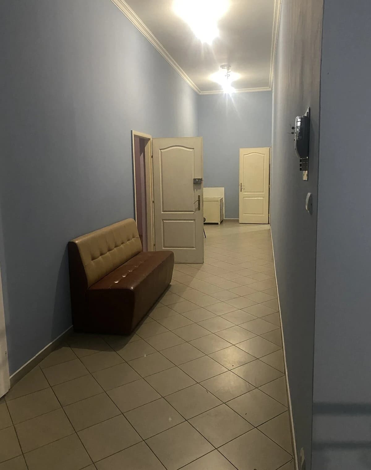 Офіс, вулиця Духновича: відкритий простір і кабінети, укриття - фото 3