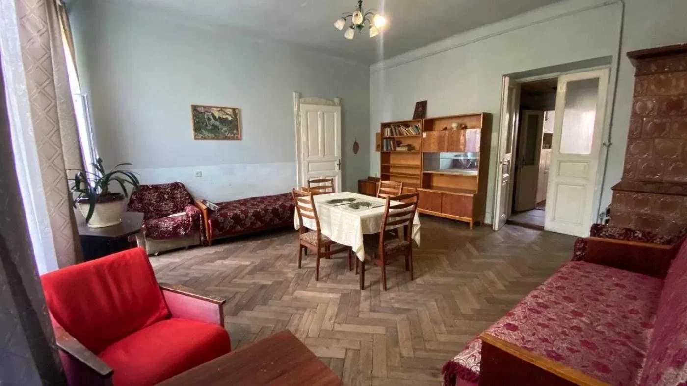 2-кімнатна квартира, Галицький: австрійський будинок, пічкове опалення - фото 4