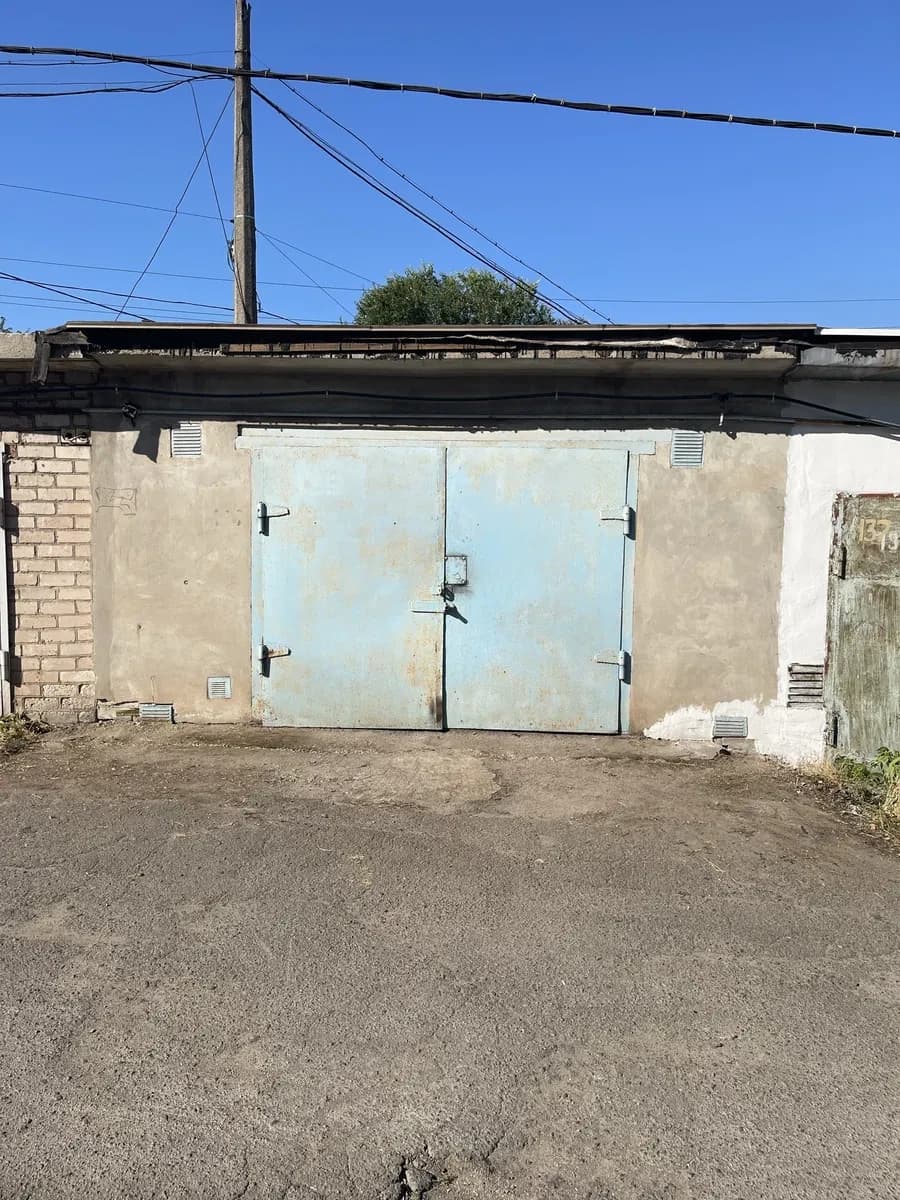 Гараж, Покровський: погріб на всю площу, вода та нова електрика - фото 1
