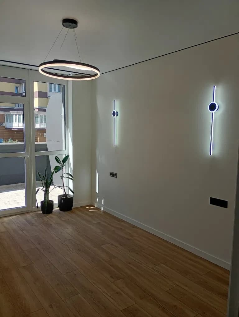 Приміщення у ЖК Метрополия: фасадне, тераса 20 м², генератор - фото 1