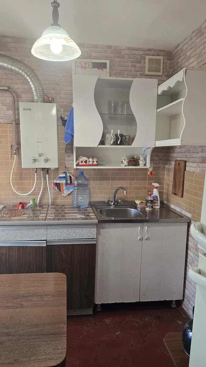 1-кімнатна квартира, Центральний: газова колонка, продається вперше - фото 2