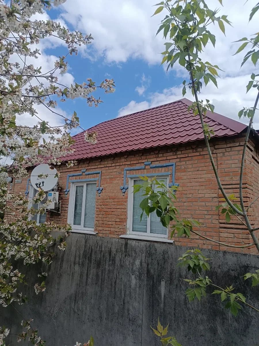 Будинок, Кущівка: гараж, баня, 4 сотки - фото 1