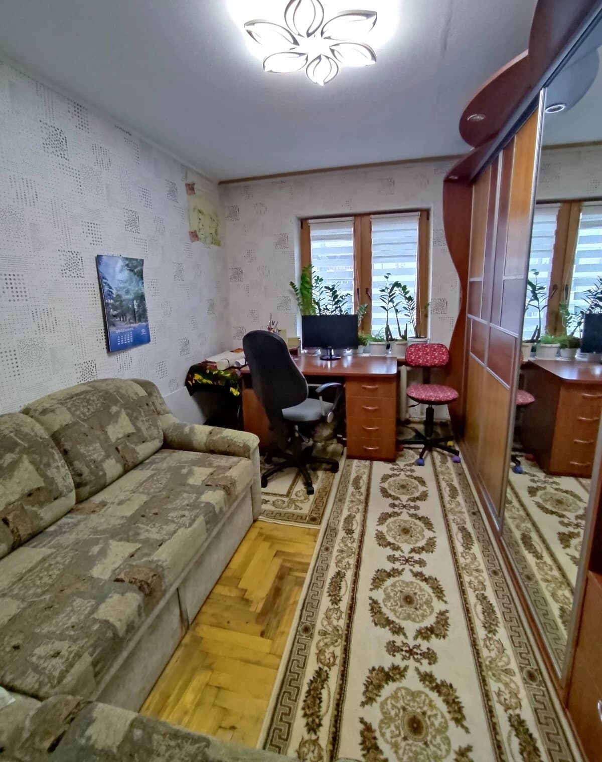 2-кімнатна квартира, Шевченківський: цегляні стіни, бойлер - фото 2