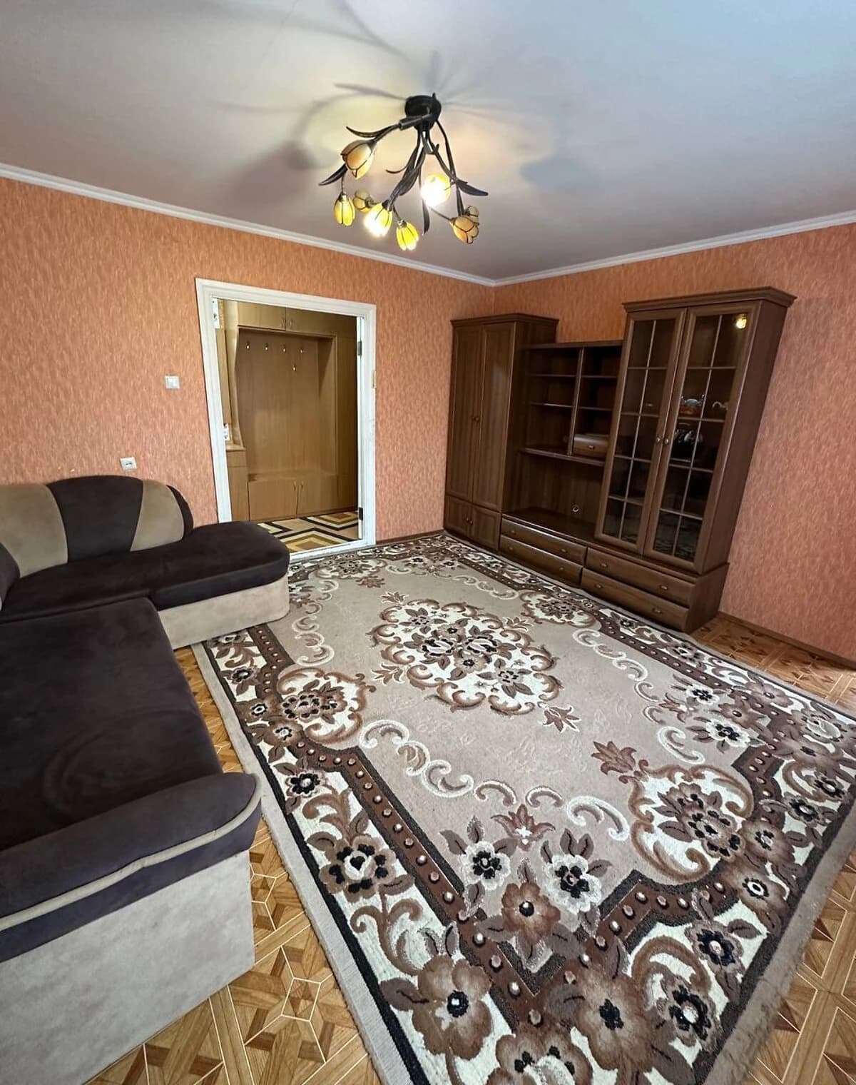 2-кімнатна квартира, Виставка: єВідновлення, вода й опалення без світла - фото 2