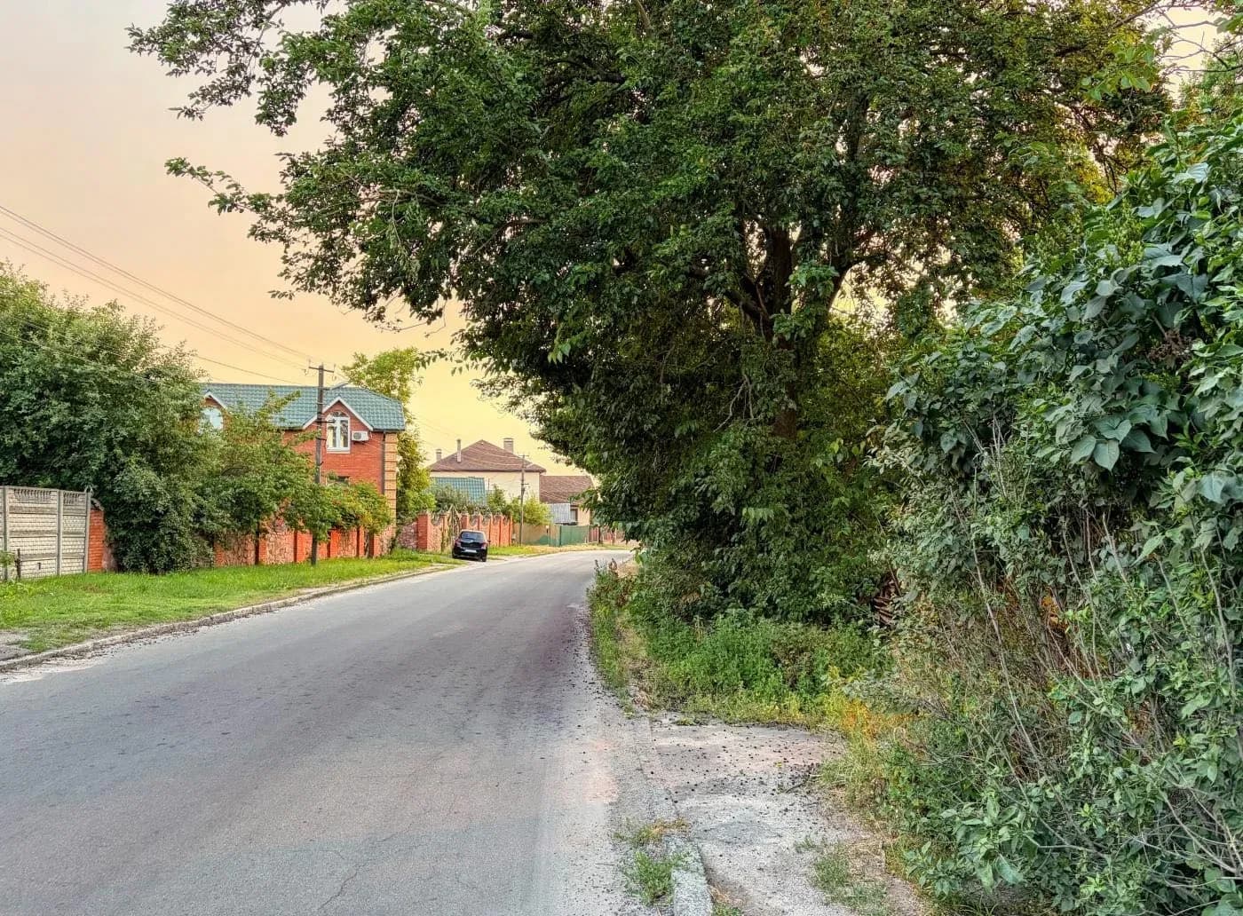 Ділянка 6 соток, Бобриця: під забудову, озеро, асфальтований заїзд - фото 3