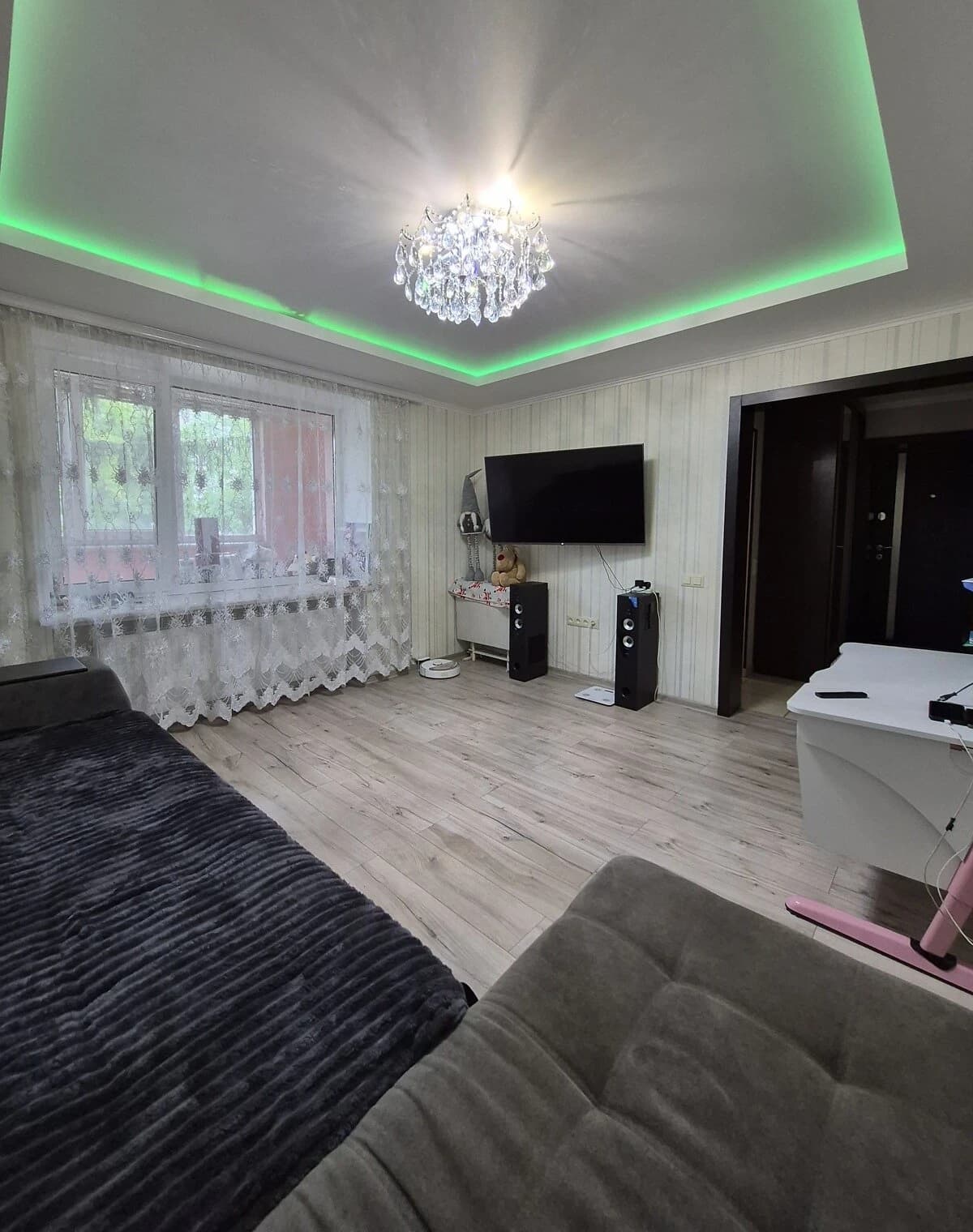 3-кімнатна квартира, Самар: євроремонт, резервне живлення - фото 1