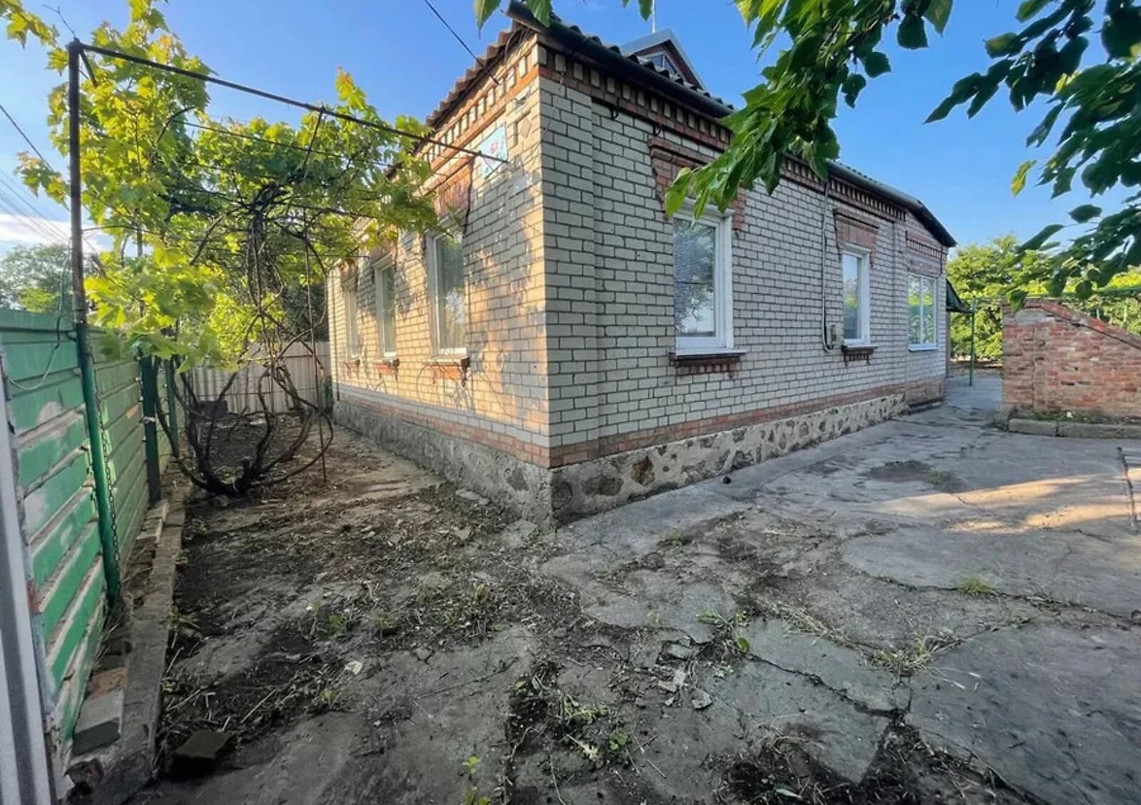 Будинок, Долинська: гараж, 7 соток, цегляні стіни - фото 1