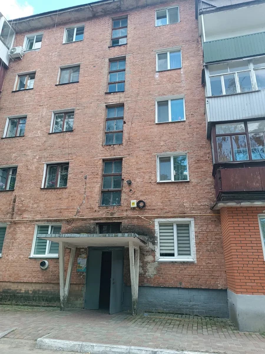3-кімнатна квартира, Славута: навпроти Будинку культури, біля школи - фото 3