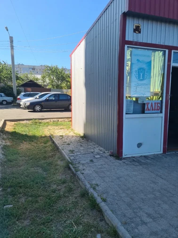 Торговий павільйон, Київський: прохідне місце, окрема будівля - фото 3