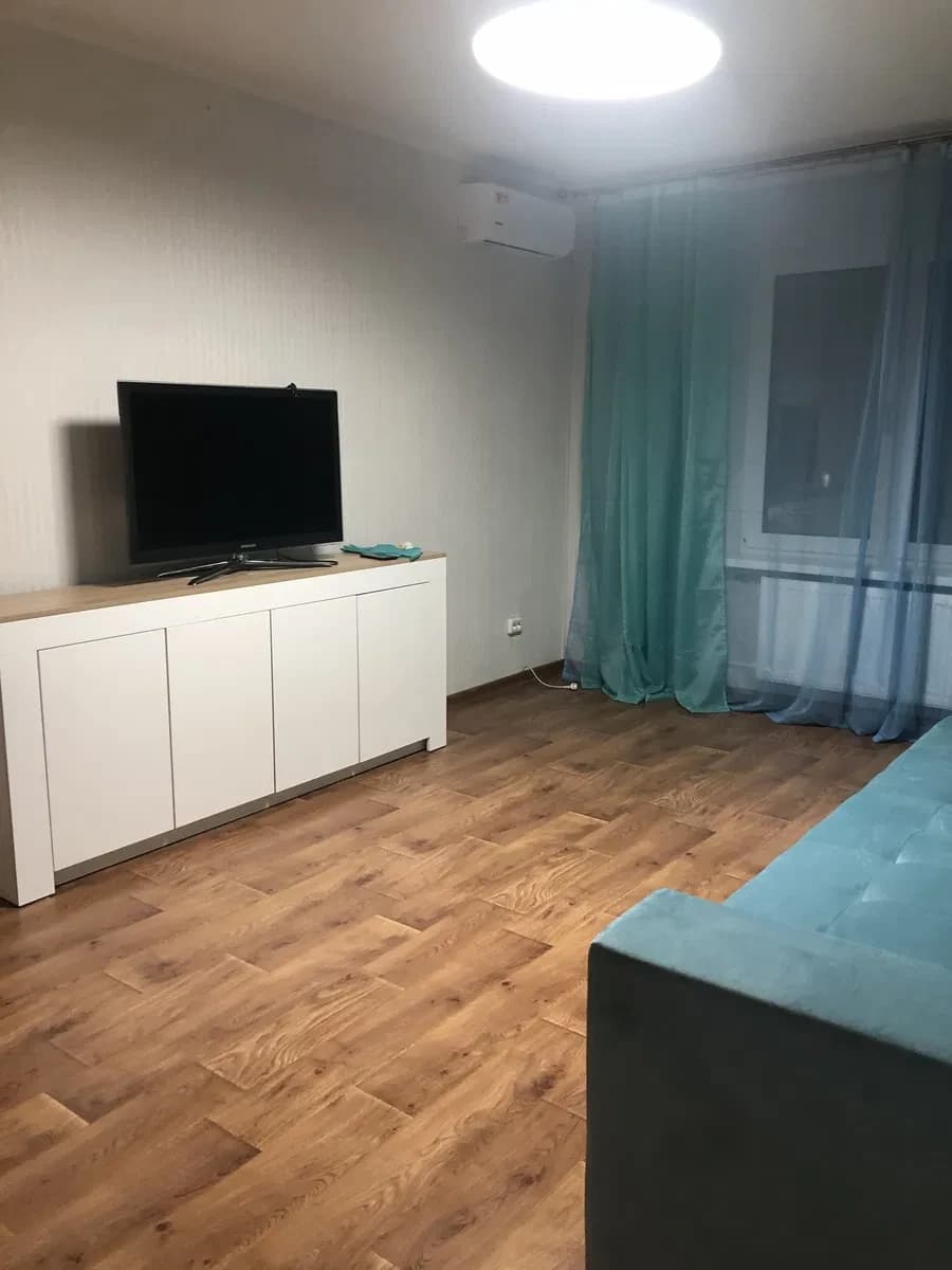 2-кімнатна квартира у ЖК Новігатор: генератор для ліфта, євроремонт - фото 1