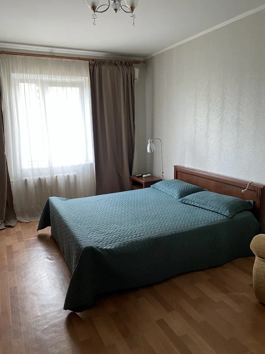 2-кімнатна квартира, Голосіївський: метро ВДНГ 15 хв пішки, балкон - фото 1