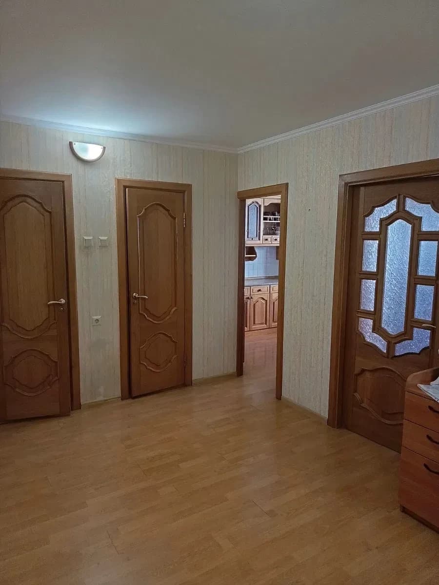 2-кімнатна квартира, Дарницький: метро Позняки 3 хв, можна з котиком - фото 4
