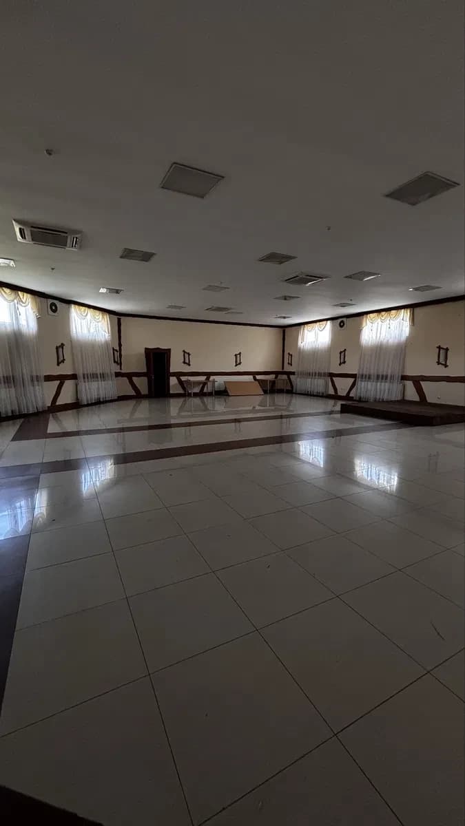 Виробниче приміщення, Мукачево: власна котельня, часткова оренда - фото 1