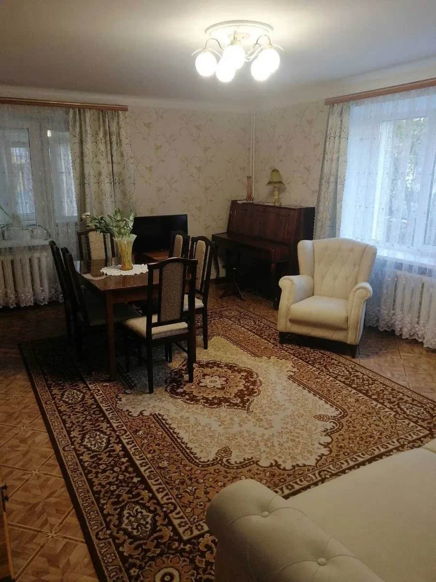 3-кімнатна квартира, Самар: автономне газове опалення, меблі та техніка - фото 1