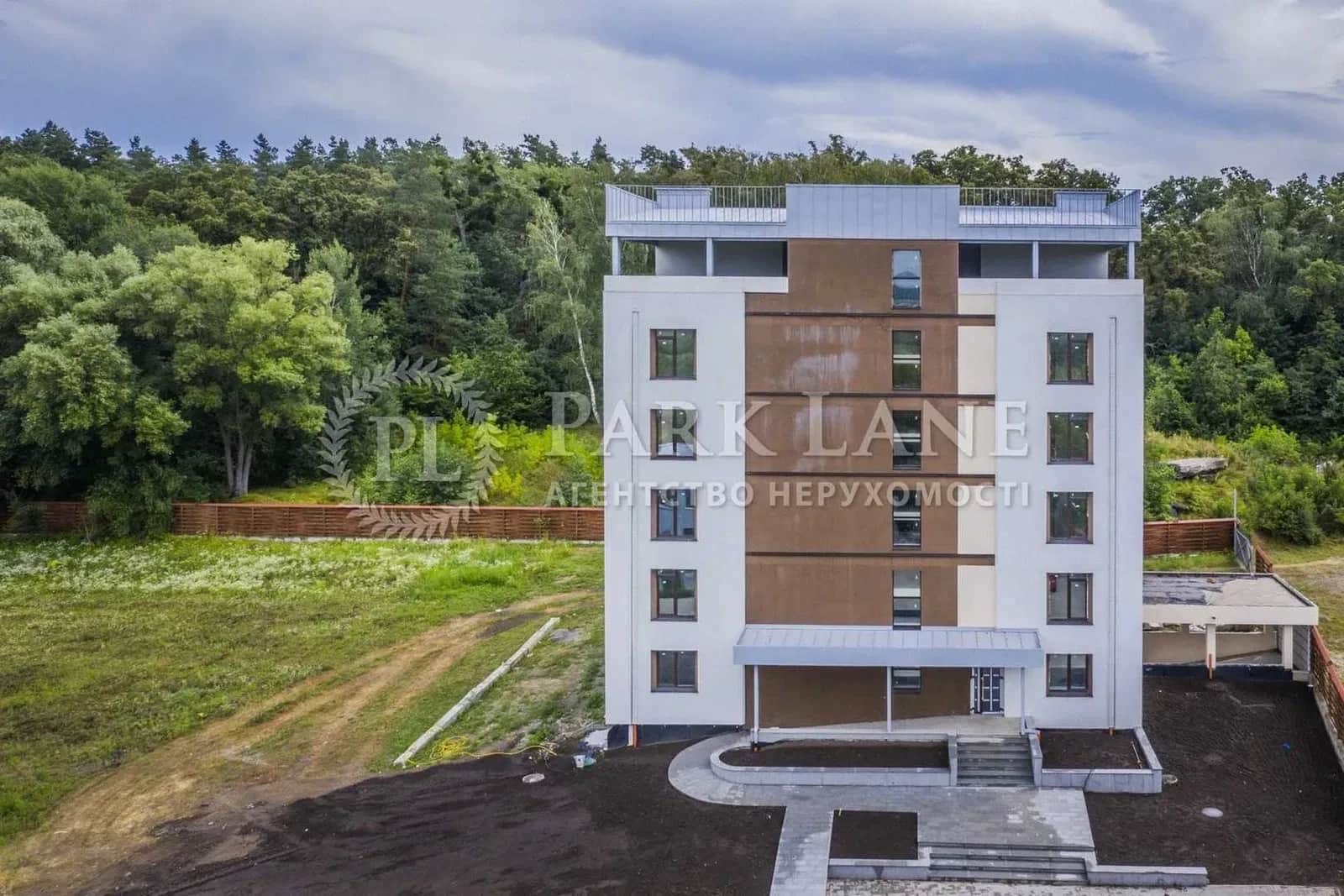 Майновий комплекс, Білогородка: 3 ділянки, 150 кВт, паркінг - фото 1
