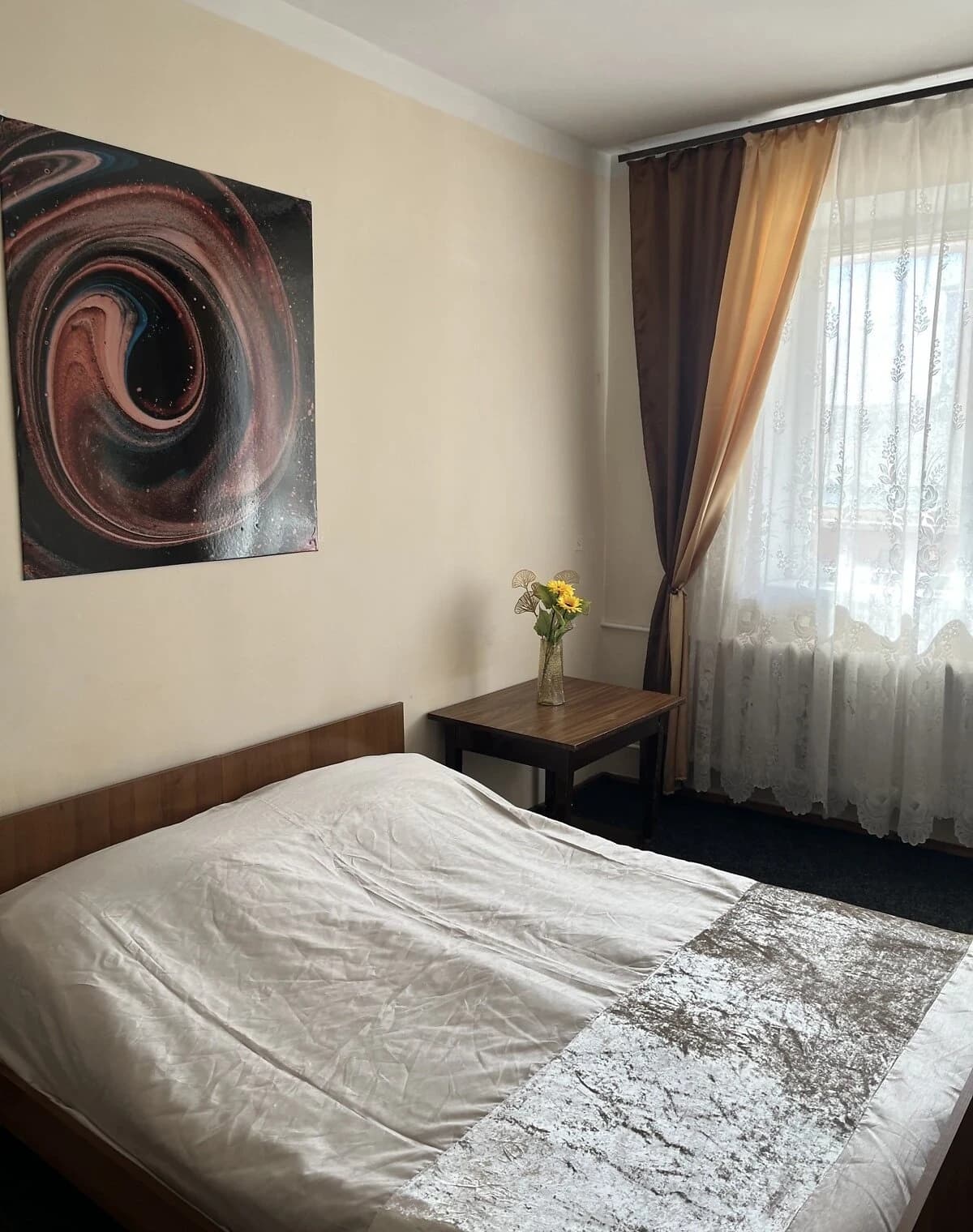 1-кімнатна квартира, Центр: сталінка, опалення без світла - фото 2