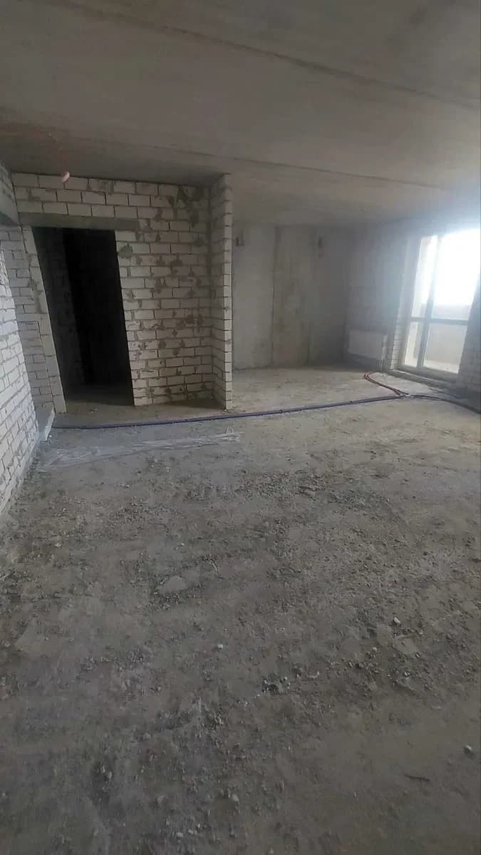 1-кімнатна квартира у ЖК Промінь: мальовничий вид, будівельний стан - фото 3