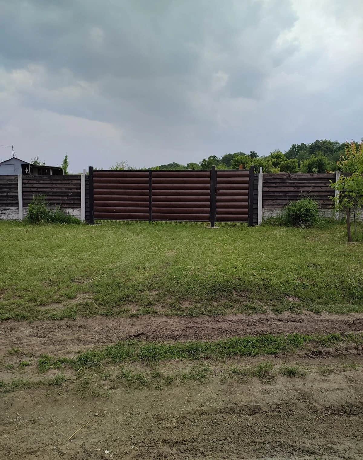 Ділянка 22 соток, Лісові Гринівці: житлова забудова, криниця - фото 1