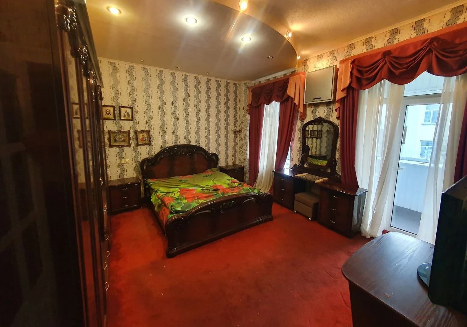 2-кімнатна квартира, Печерський: євроремонт, метро Хрещатик - фото 1