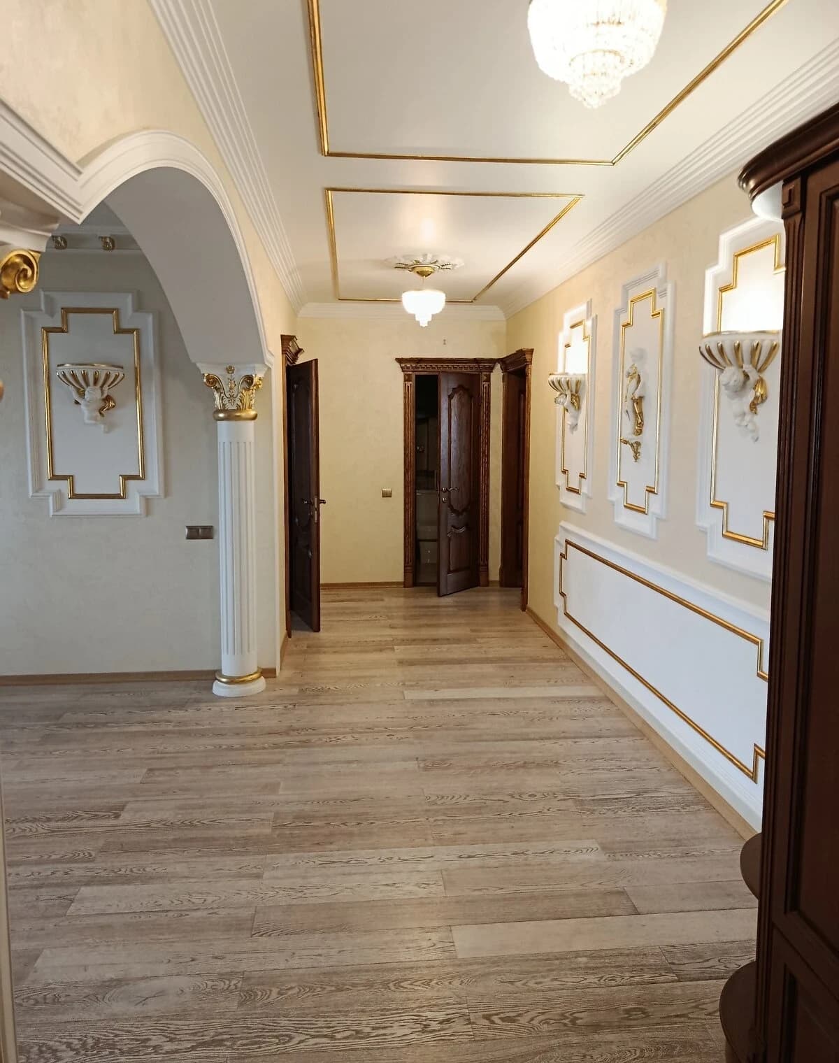 3-кімнатна квартира, Бровари: дизайнерський ремонт, кухня-студія - фото 1