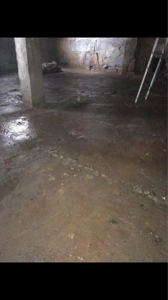 Нежитлова будівля, Трускавець: світло, вода і газ - фото 2
