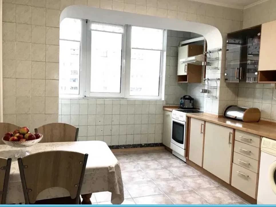 3-кімнатна квартира у ЖК Юність: житловий стан, метро Чернігівська - фото 1